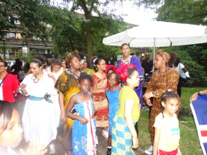 This was a fashion parade about our Cape Verdean roots. Desfile sobre as origens de Cabo Verde. 